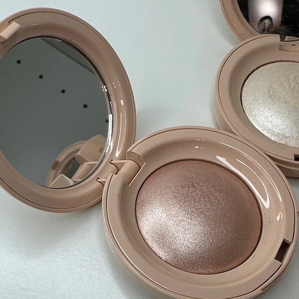 Rare Beauty Highlighter Trio - Picture 5 of 10